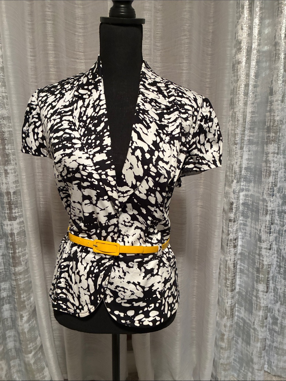 NYC Summer Black & White Printed Short-Sleeve Blazer